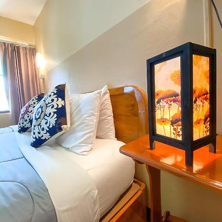 Funky Monkey Cnx - Guesthouse Chiang Mai Ngoại thất bức ảnh