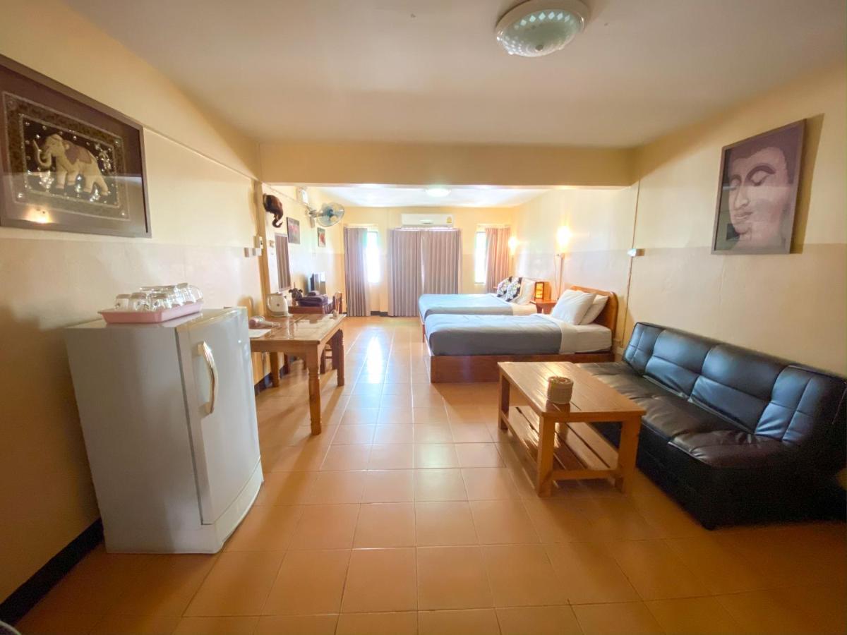 Funky Monkey Cnx - Guesthouse Chiang Mai Ngoại thất bức ảnh