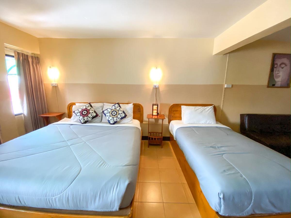 Funky Monkey Cnx - Guesthouse Chiang Mai Ngoại thất bức ảnh